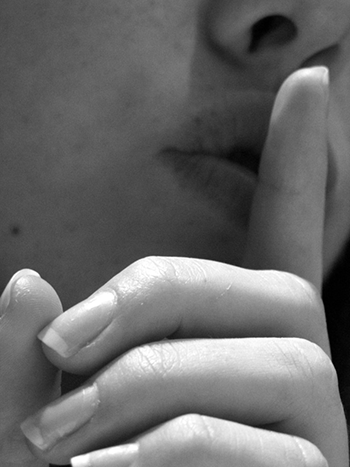 https://www.solideogloria.es/articulos-de-opinion/la-ambig-edad-del-silencio
