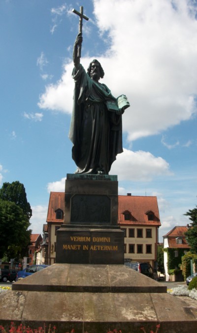 BONIFACIO (c. 680-755)