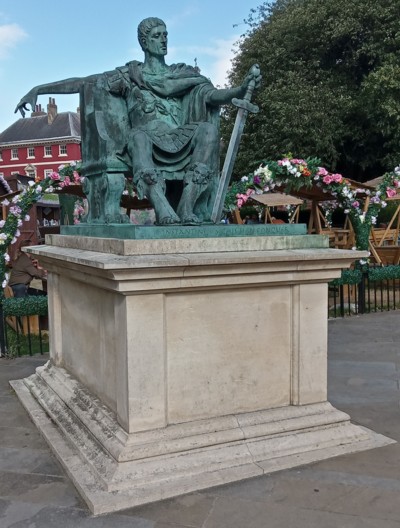 CONSTANTINO EL GRANDE (c. 288-337)