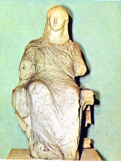 Deméter, estatua del siglo IV a. C.Museo Británico, Londres