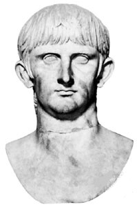 Nerón Claudio Druso Germánio,busto de mármol de artista desconocido.Museo Capitolino, Roma.Anderson—Alinari from Art Resource, Nueva York